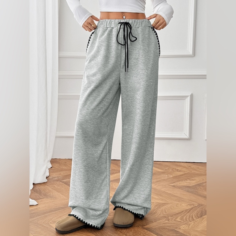 Wide-Leg Drawstring Pants - Picture 11 of 14